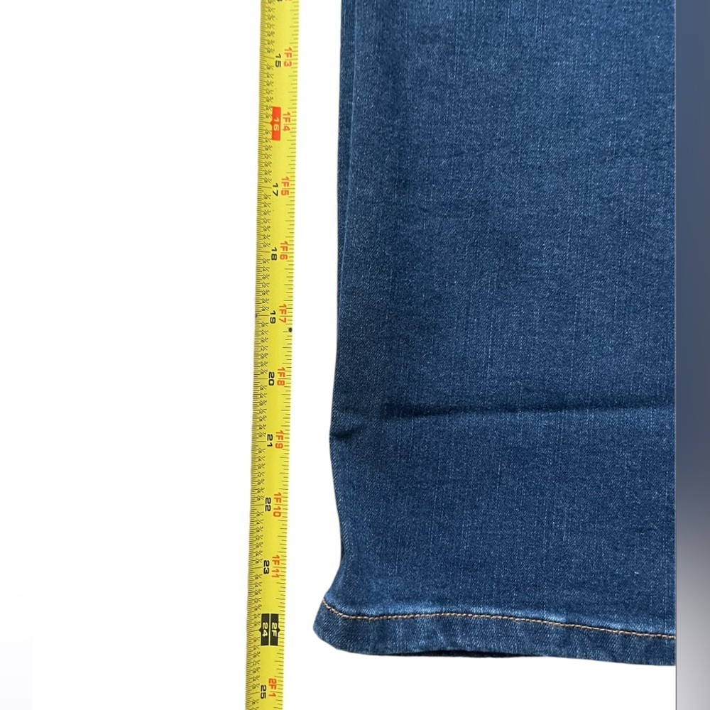 CHAPS jeans , MID RISE CROP KICK - Picture 5 of 6